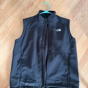 Men's North Face Black Apex Vest